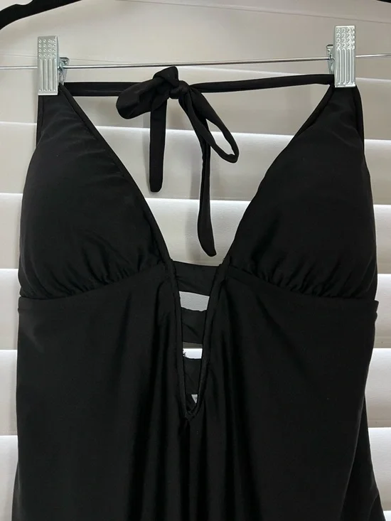 NWT Mossino Classic Black Halter One-Piece Swimsuit with Front Ladder Detail - Picture 2 of 6
